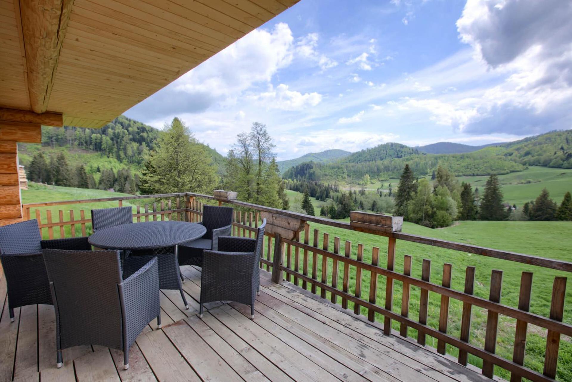 Penzion Zbojnicky Halas Tisovec ภายนอก รูปภาพ